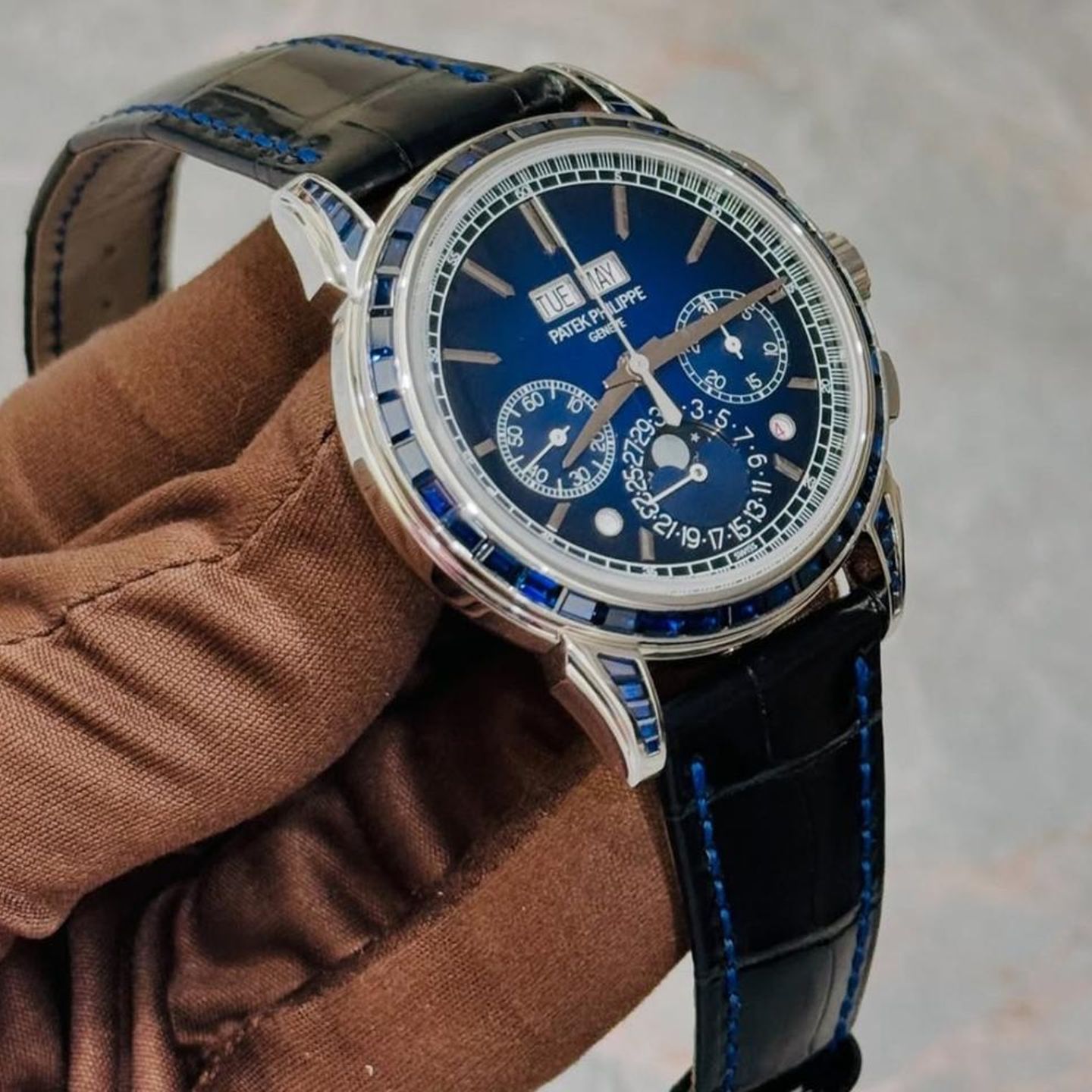Patek Philippe Perpetual Calendar 5271/11P-010 - (5/12)