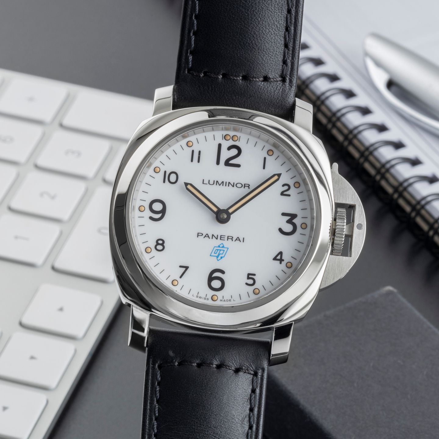 Panerai Special Editions PAM00663 (2016) - Black dial 47 mm Steel case (3/8)