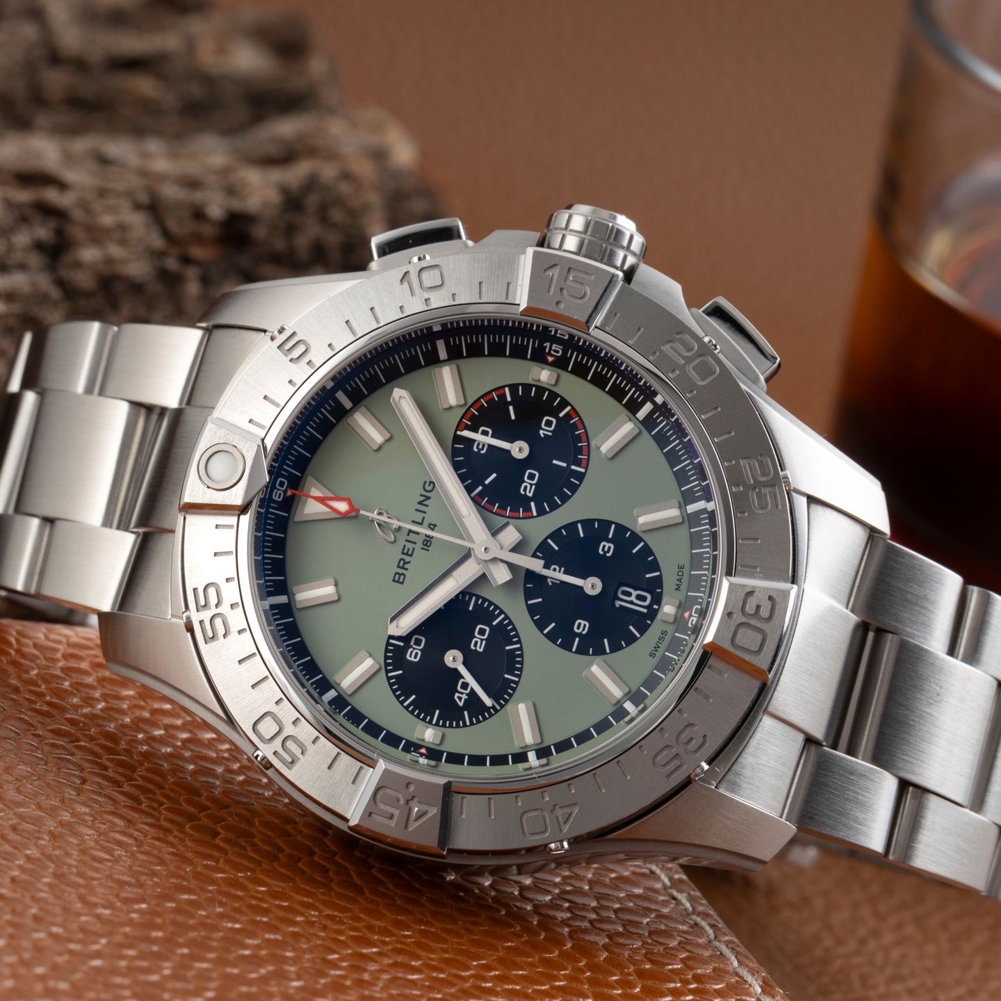 Breitling Avenger AB0147101L1X1 - (2/8)