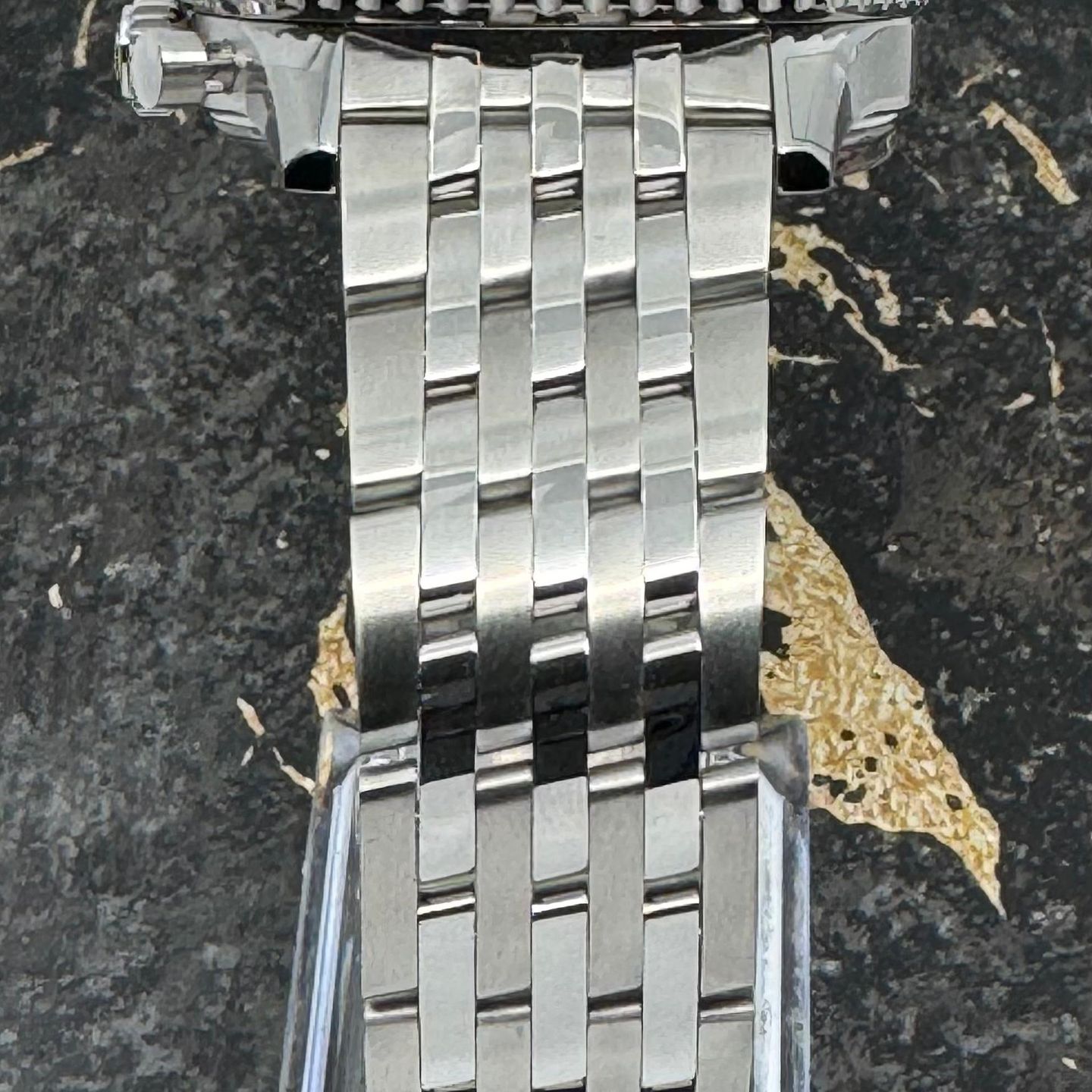 Breitling Navitimer 1 B01 Chronograph AB0138211B1A1 (2026) - Zwart wijzerplaat 43mm Staal (7/8)