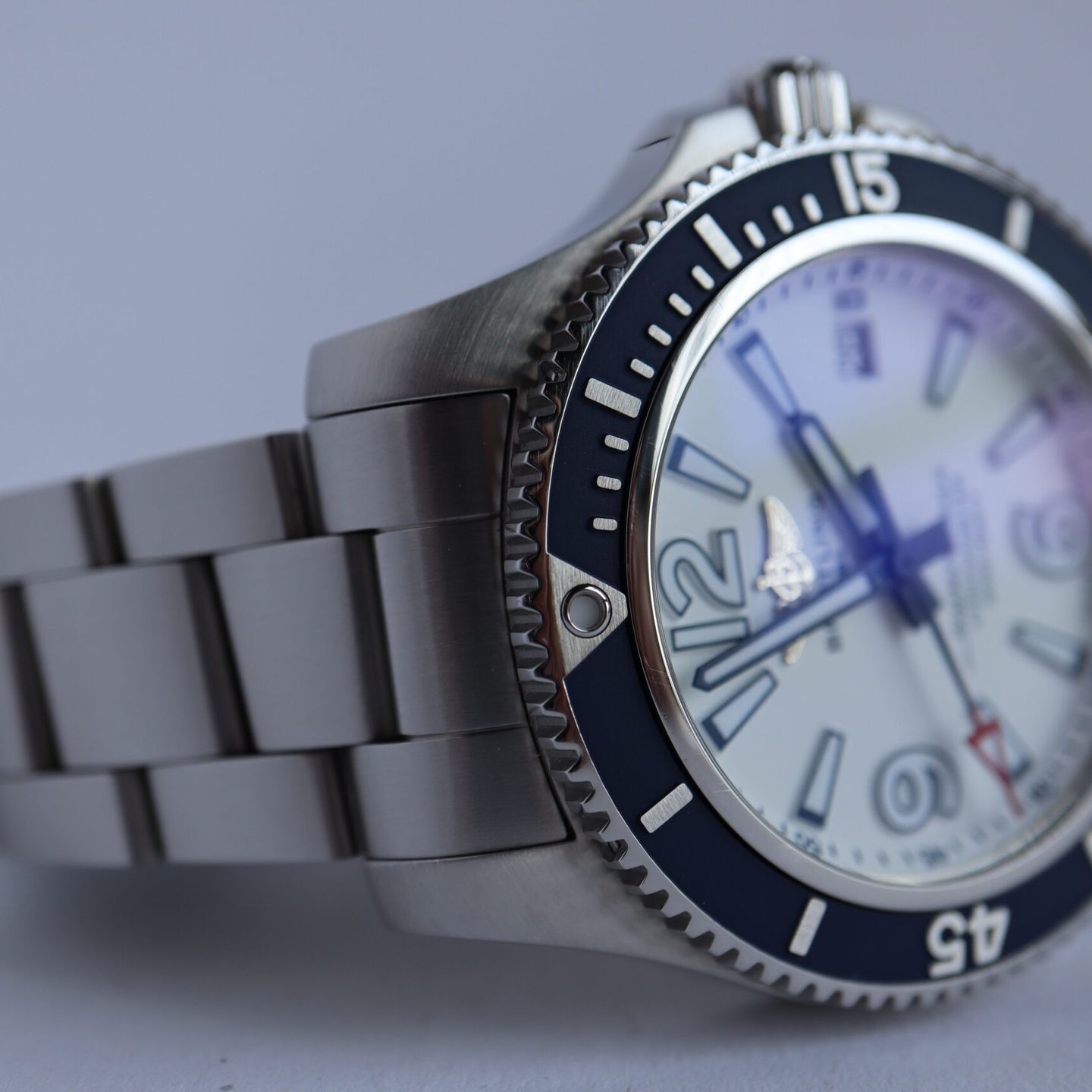 Breitling Superocean 42 A17366D81A1A1 (2022) - Wit wijzerplaat 42mm Staal (6/8)