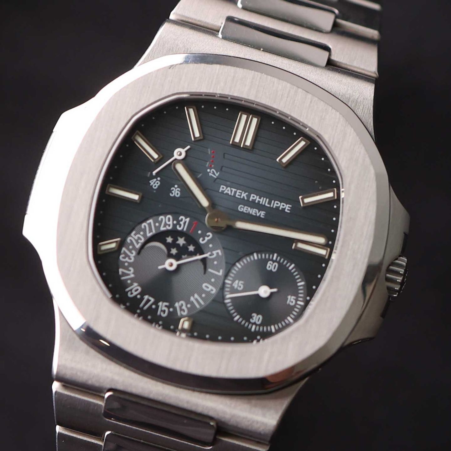 Patek Philippe Nautilus 5712 - (5/6)