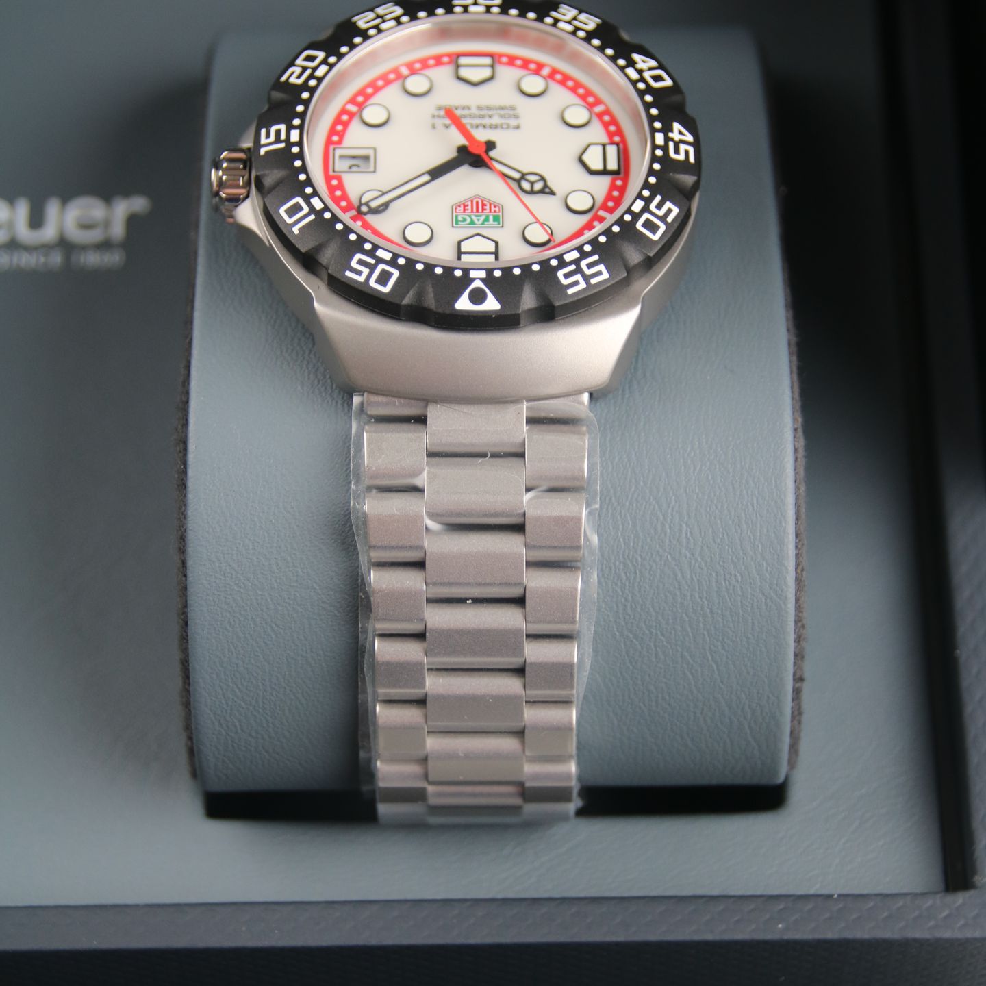 TAG Heuer Formula 1 WBY1111.BA0042 (2025) - White dial 38 mm Steel case (5/8)
