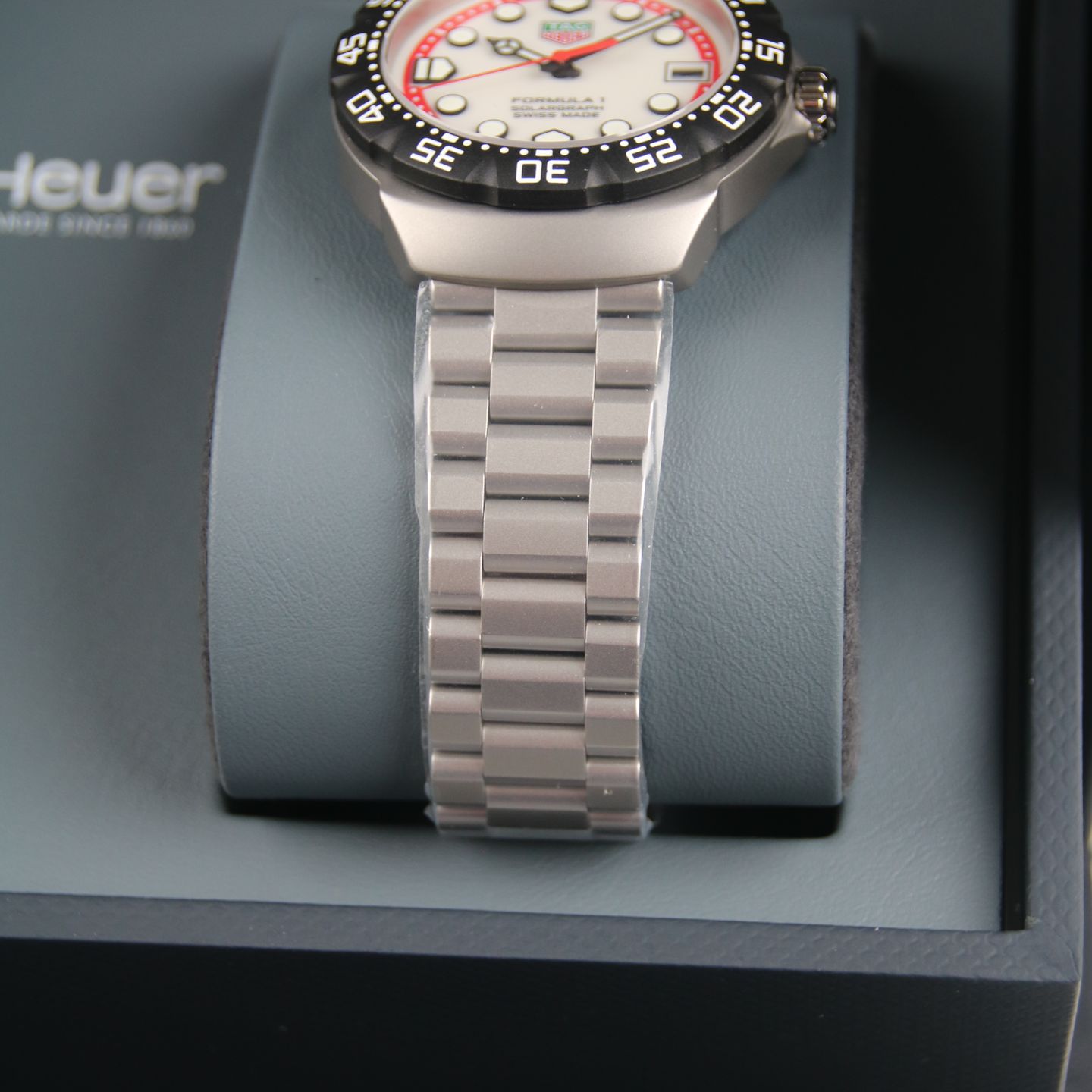 TAG Heuer Formula 1 WBY1111.BA0042 (2025) - White dial 38 mm Steel case (4/8)