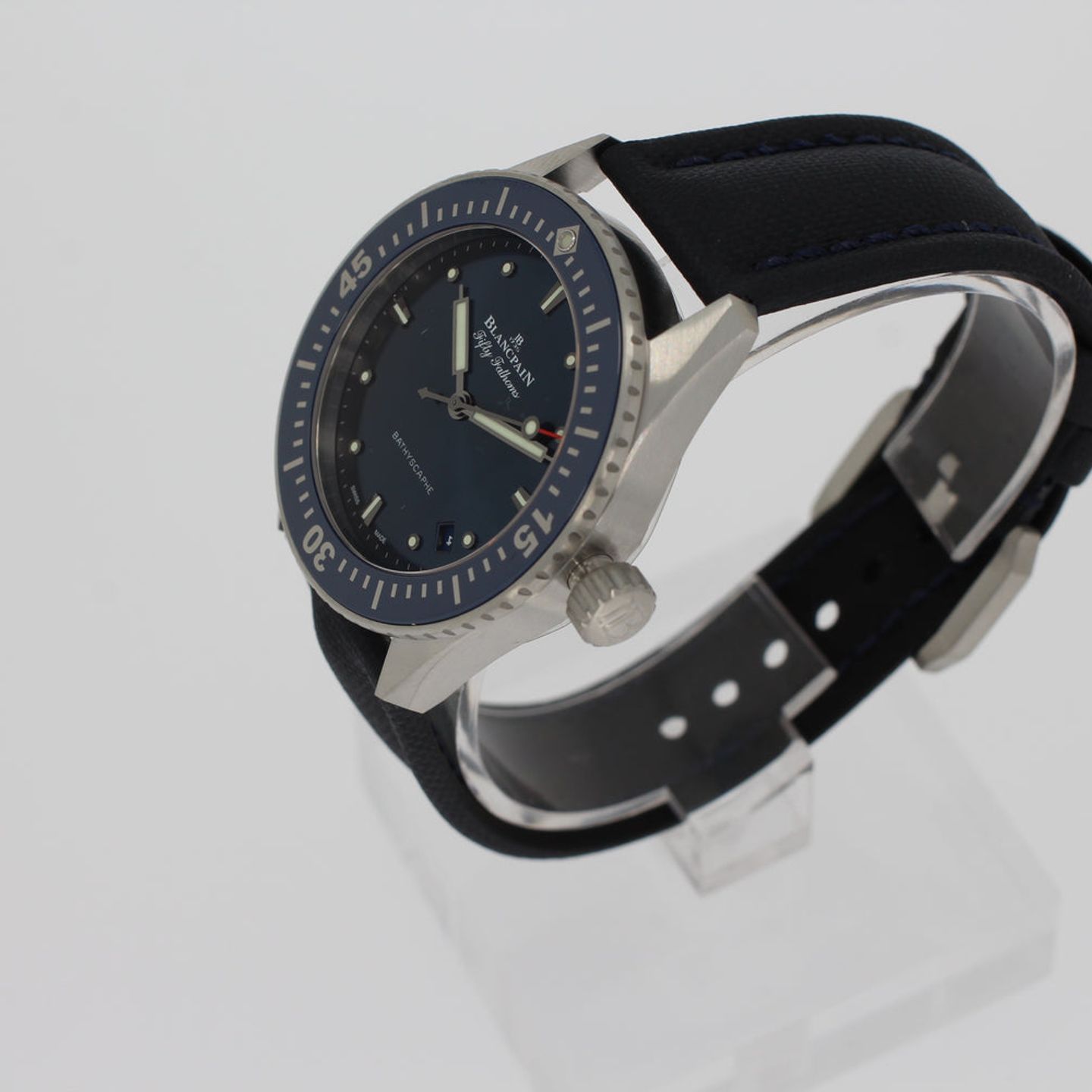 Blancpain Fifty Fathoms Bathyscaphe 5100-1140-O52A (2025) - Blauw wijzerplaat 39mm Staal (2/5)