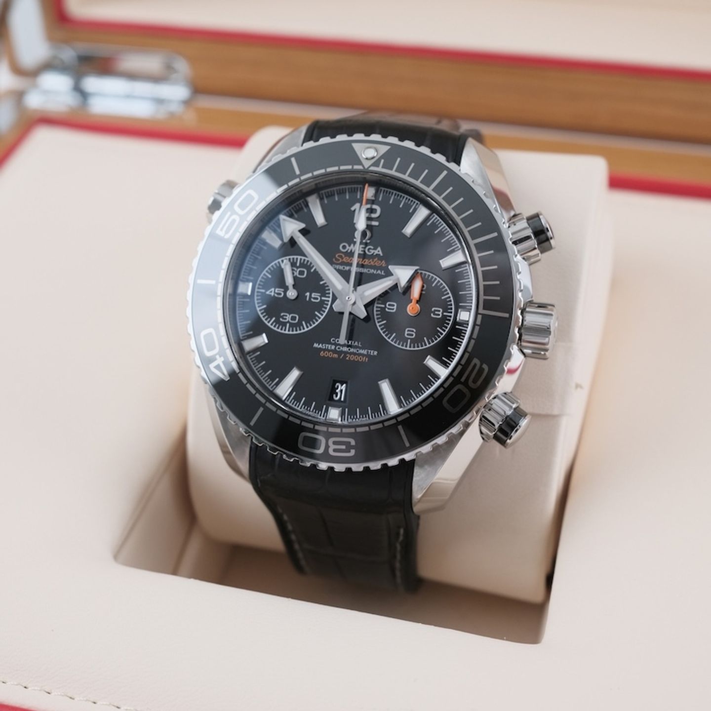 Omega Seamaster Planet Ocean Chronograph 215.33.46.51.01.001 - (2/8)
