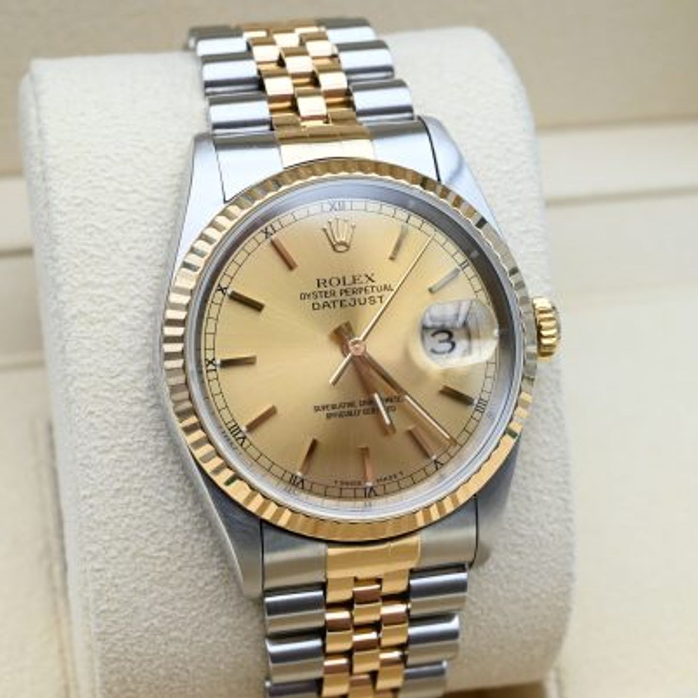 Rolex Datejust 36 16233 (1997) - Champagne dial 36 mm Gold/Steel case (6/8)