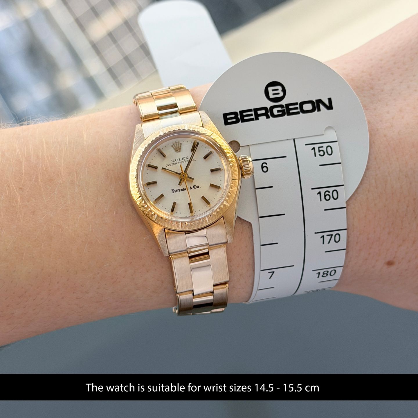 Rolex Oyster Perpetual 6719 (1978) - Silver dial 26 mm Yellow Gold case (2/8)