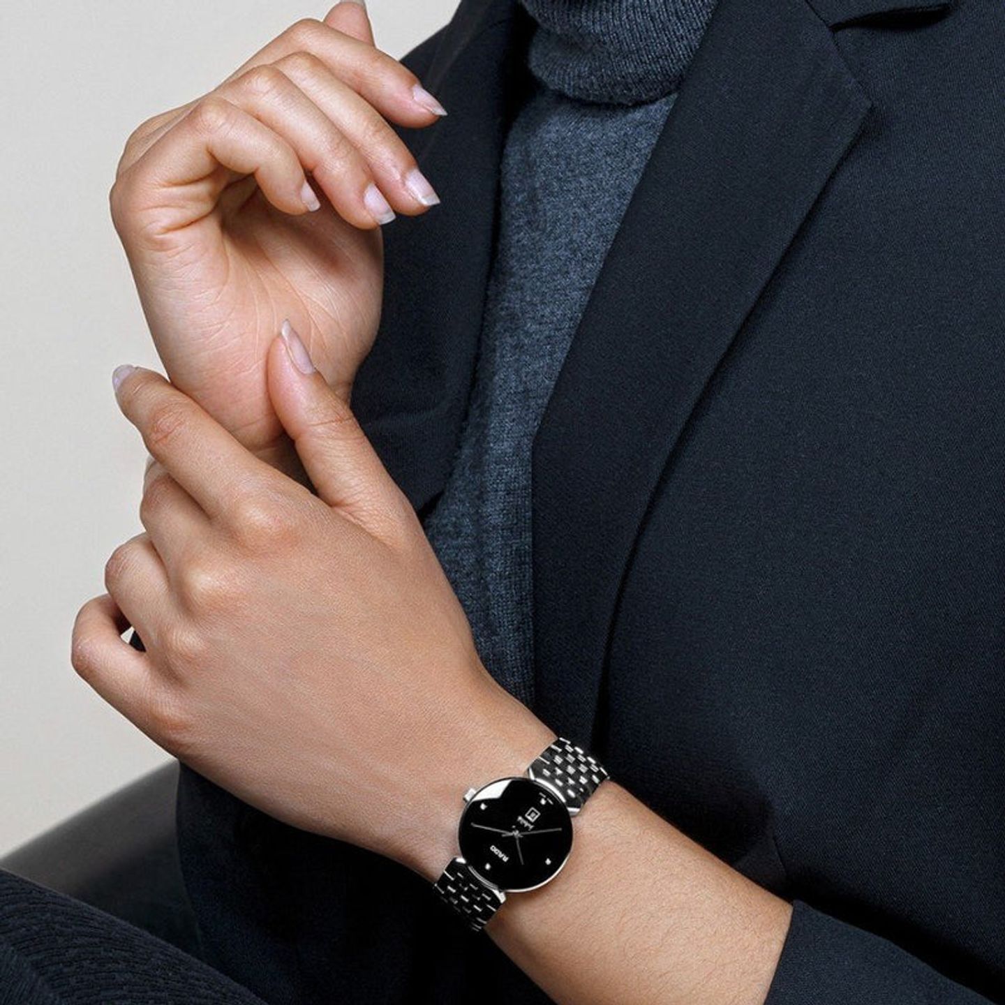 Rado Florence R48913713 (2026) - Black dial 30 mm Steel case (5/5)