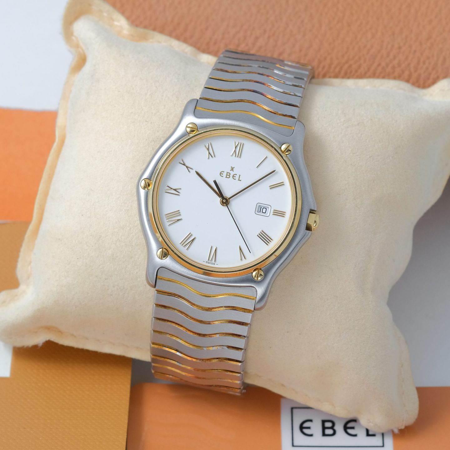 Grand Seiko Heritage Collection SBGH301 - (3/8)