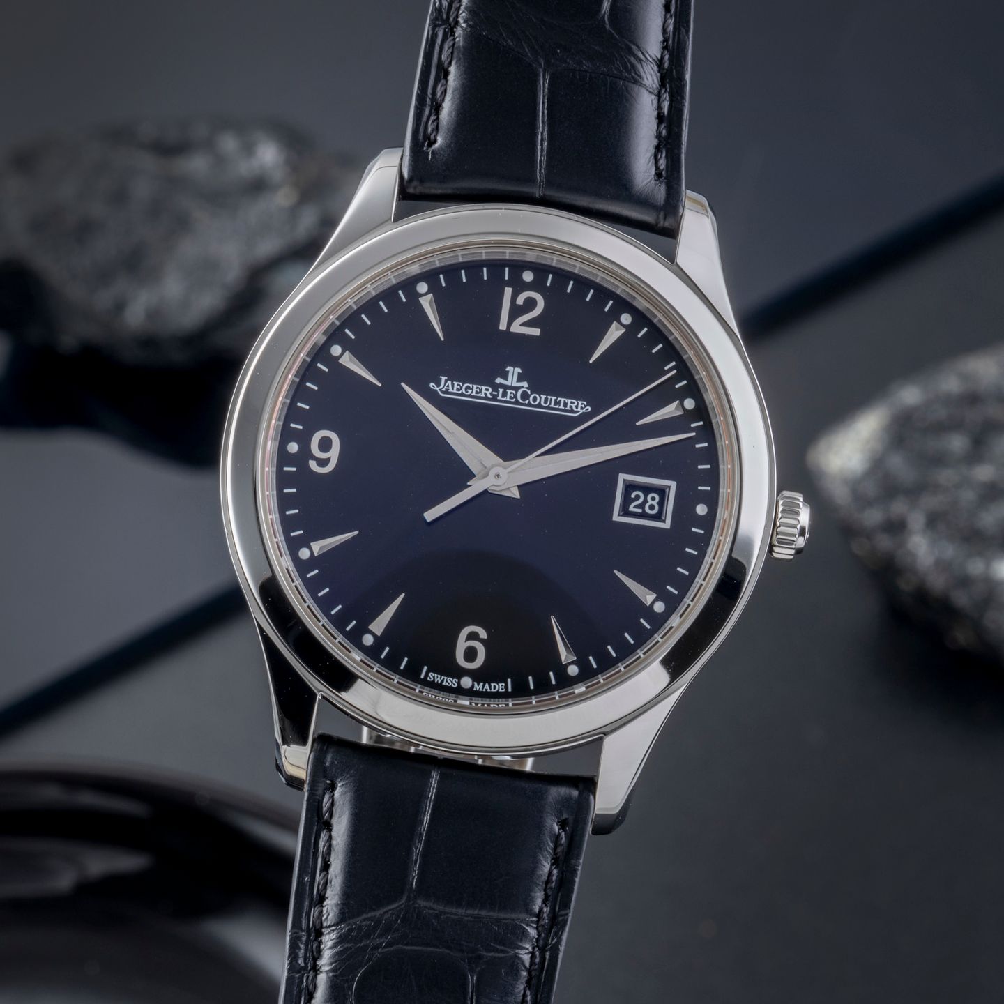 Jaeger-LeCoultre Master Control Date Q1548470 - (3/8)