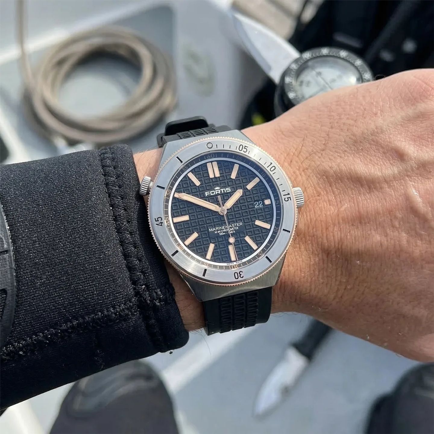 Fortis Marinemaster F8120015 - (2/8)