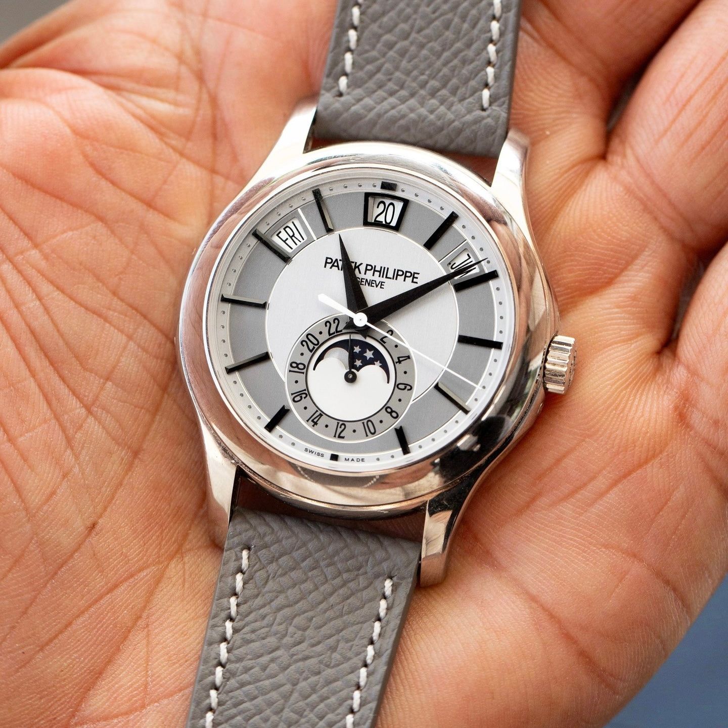 Patek Philippe Annual Calendar 5205G-001 - (1/3)