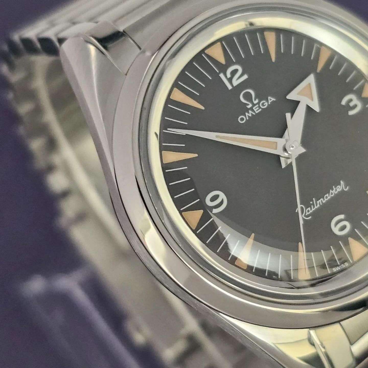 Omega Seamaster Railmaster 220.10.38.20.01.002 - (3/5)