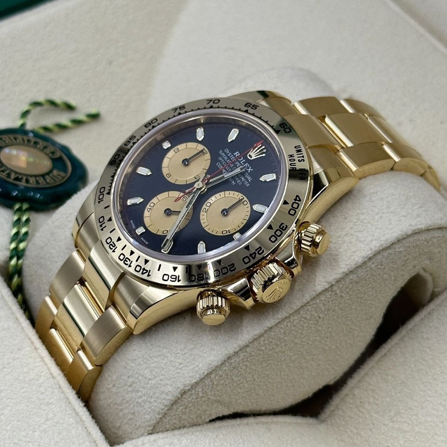 Rolex Daytona 116508 (2023) - Black dial 40 mm Yellow Gold case (4/8)