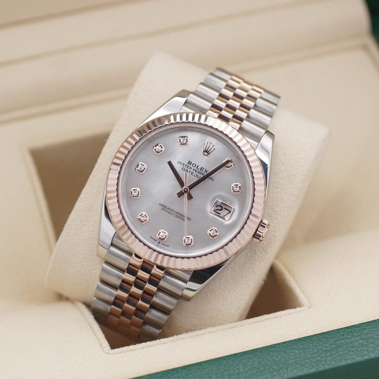 Rolex Datejust 41 126331 (2023) - Parelmoer wijzerplaat 41mm Goud/Staal (1/8)
