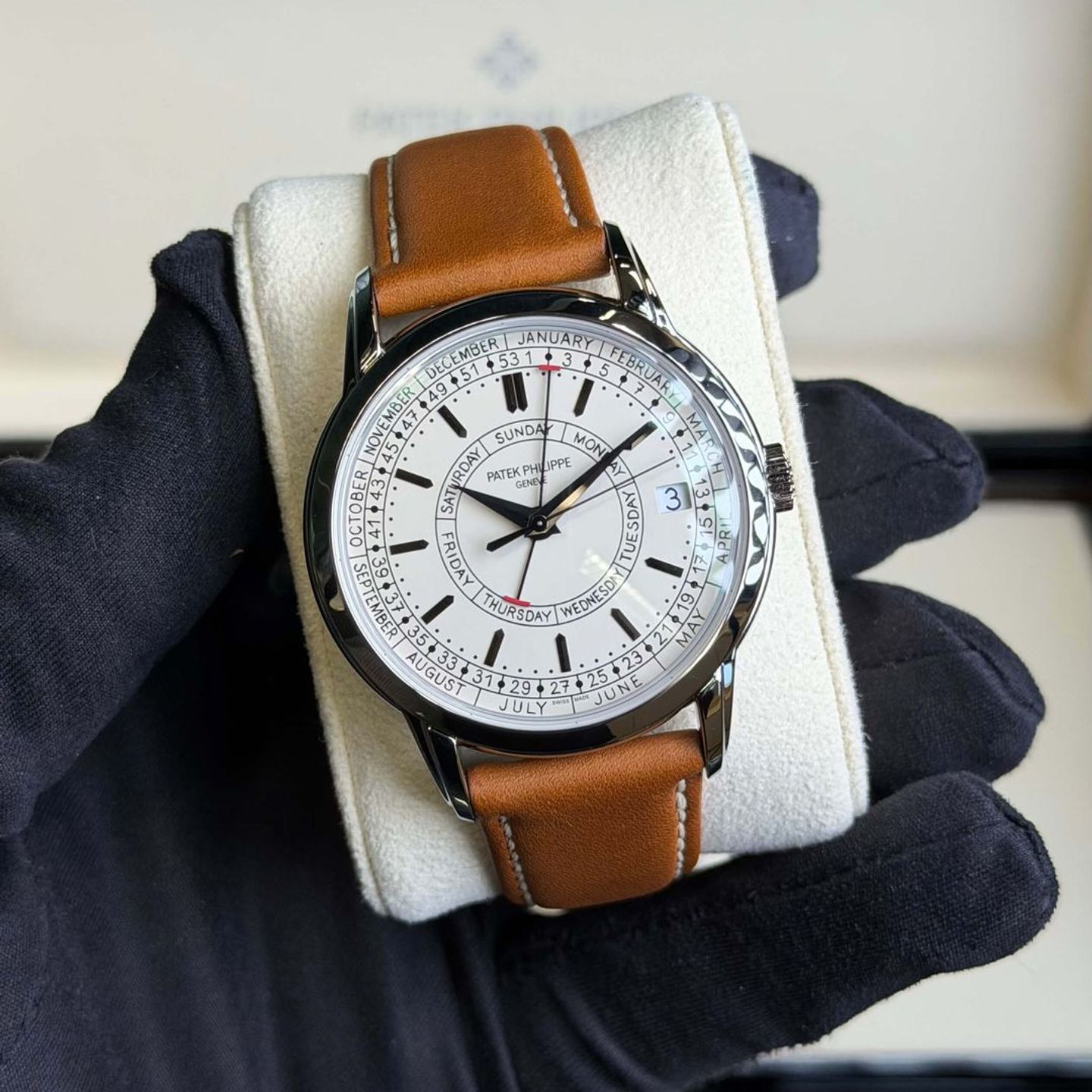 Patek Philippe Calatrava 5212A-001 - (1/8)