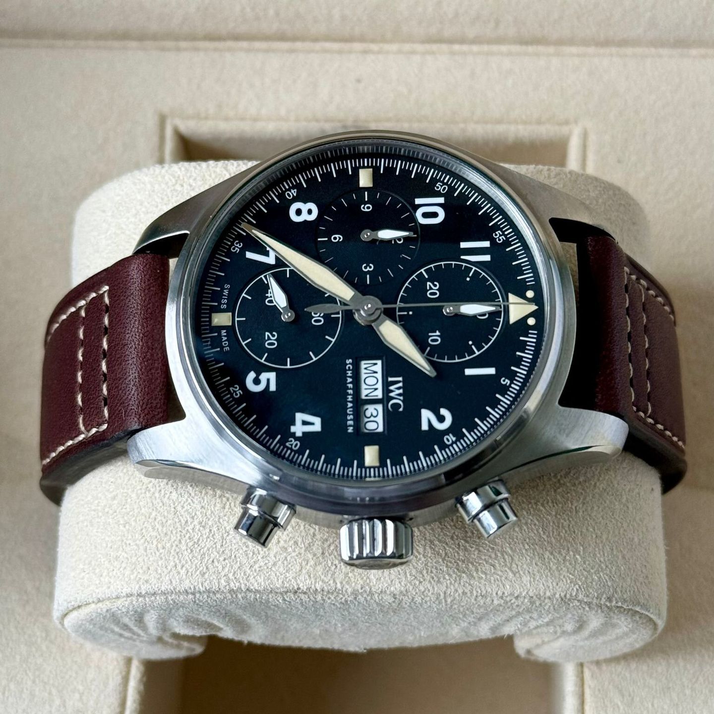 IWC Pilot Spitfire Chronograph IW387903 - (4/7)