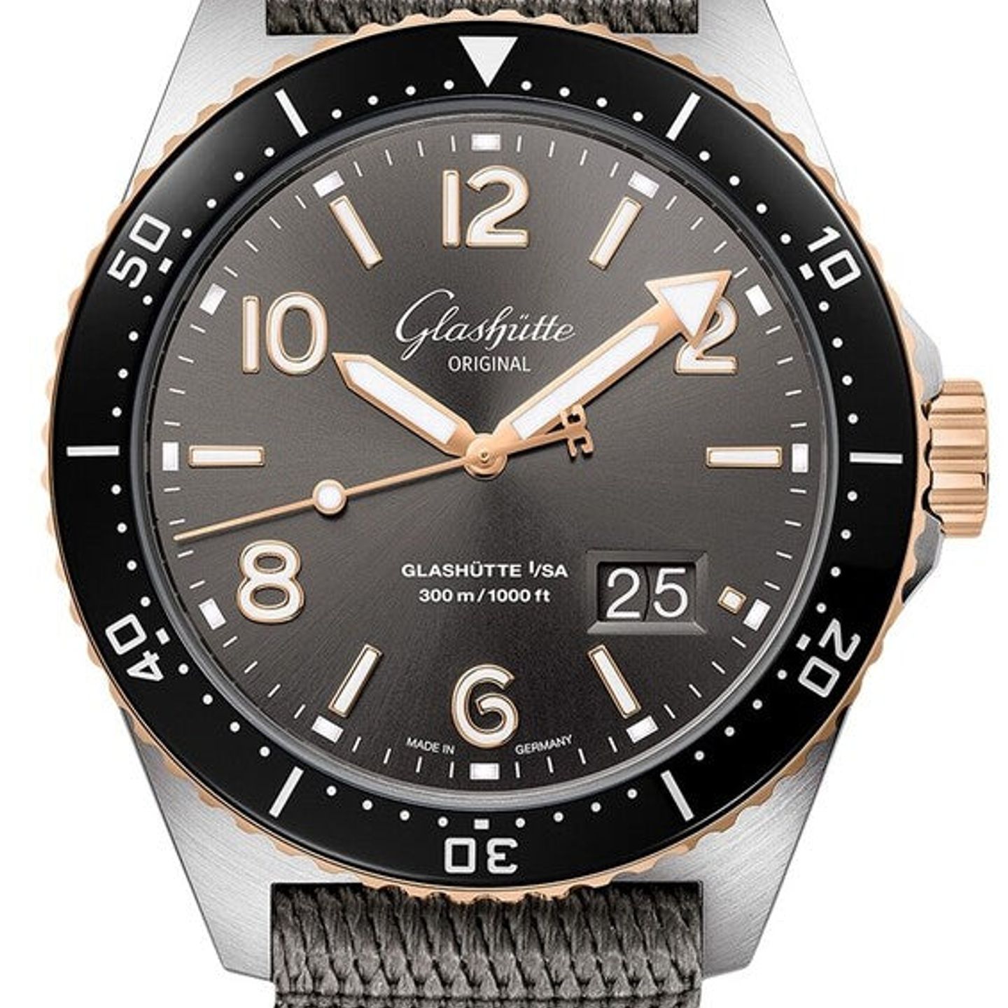 Glashütte Original SeaQ Panorama Date 1-36-13-04-91-34 (2025) - Grijs wijzerplaat 43mm Staal (1/1)