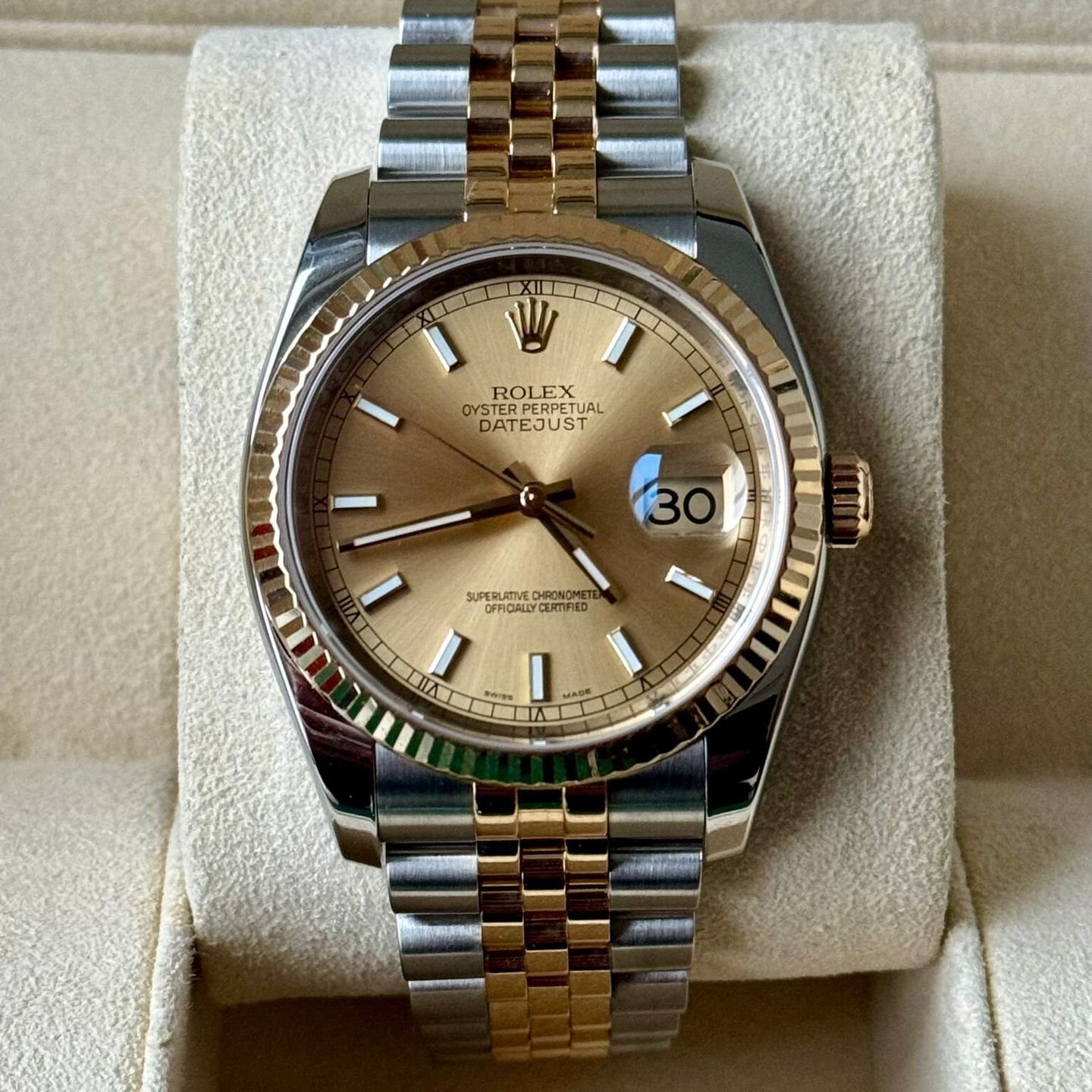 Rolex Datejust 36 116233 (2012) - Champagne dial 36 mm Gold/Steel case (2/7)