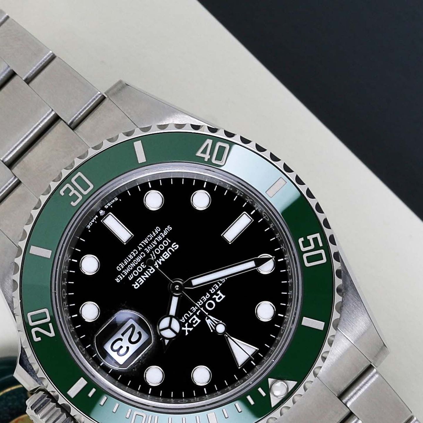 Rolex Submariner Date 126610LV (2024) - Zwart wijzerplaat 41mm Staal (3/8)