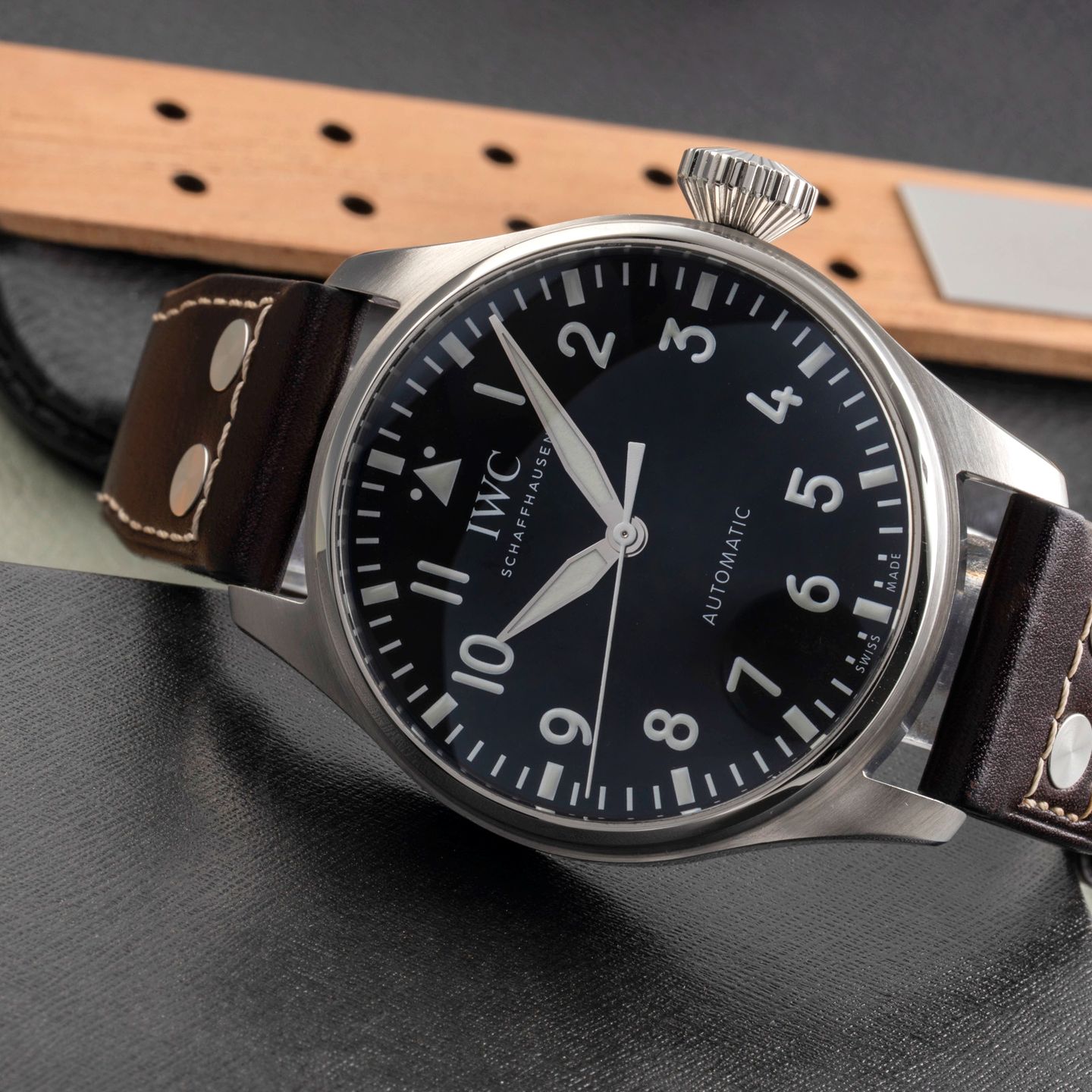 IWC Big Pilot IW329301 (Unknown (random serial)) - Black dial 43 mm Steel case (2/8)