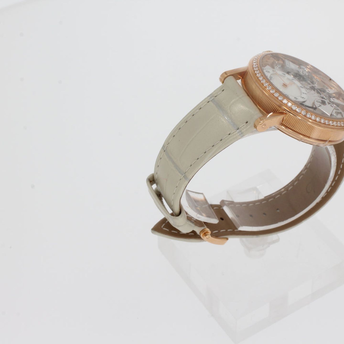 Breguet Tradition 7038BR/18/9V6/D00D (2025) - Pearl dial 37 mm Rose Gold case (4/5)