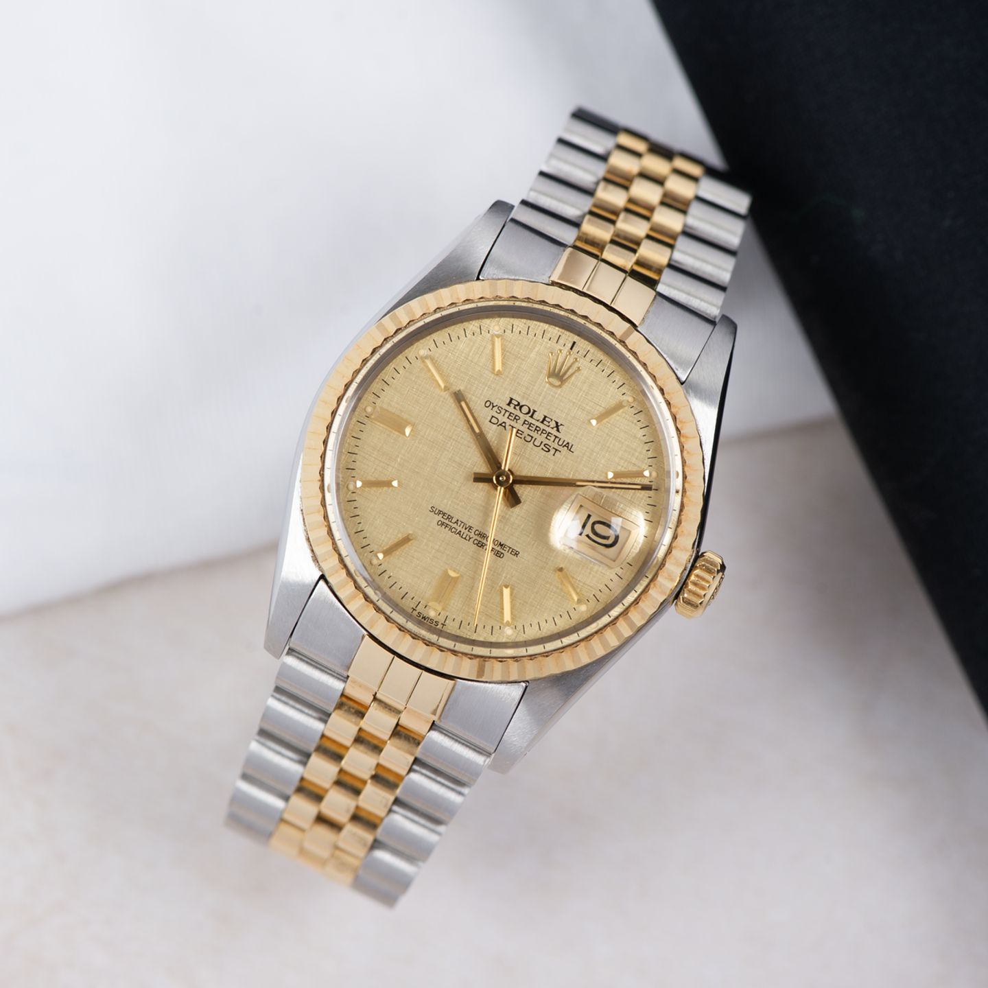 Rolex Datejust 36 16013 (1984) - Champagne dial 36 mm Gold/Steel case (2/8)