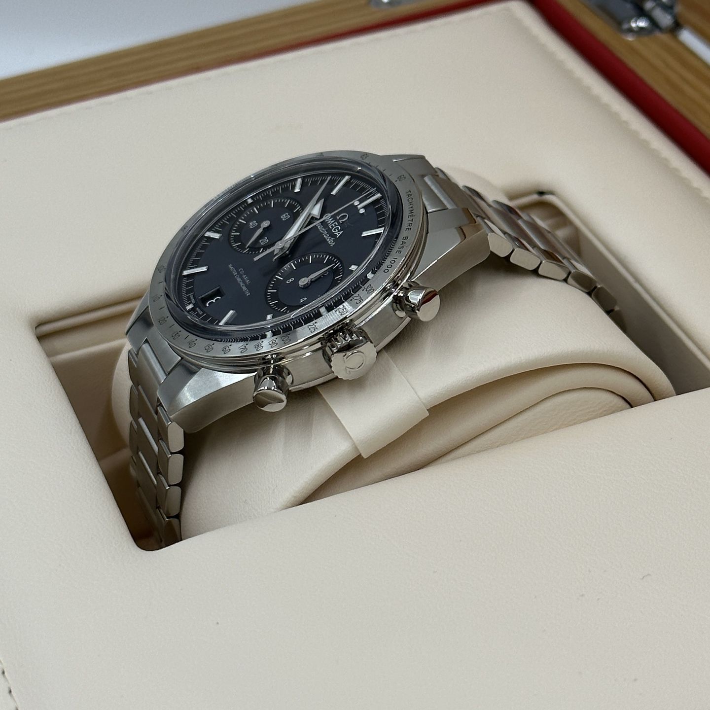 Omega Speedmaster '57 332.10.41.51.03.001 - (5/8)