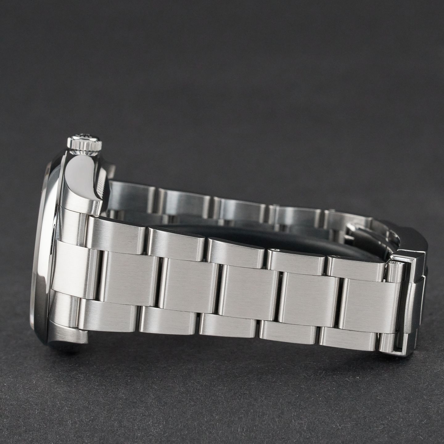 Rolex Oyster Perpetual 36 116000 (2017) - Red dial 36 mm Steel case (5/8)
