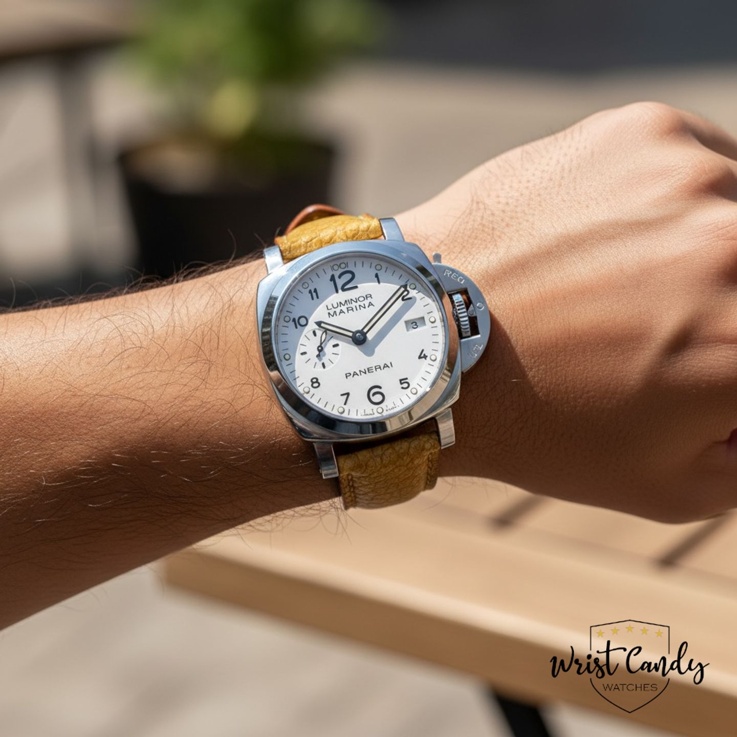 Panerai Luminor Marina 1950 3 Days Automatic PAM00523 (2015) - White dial 42 mm Steel case (7/8)