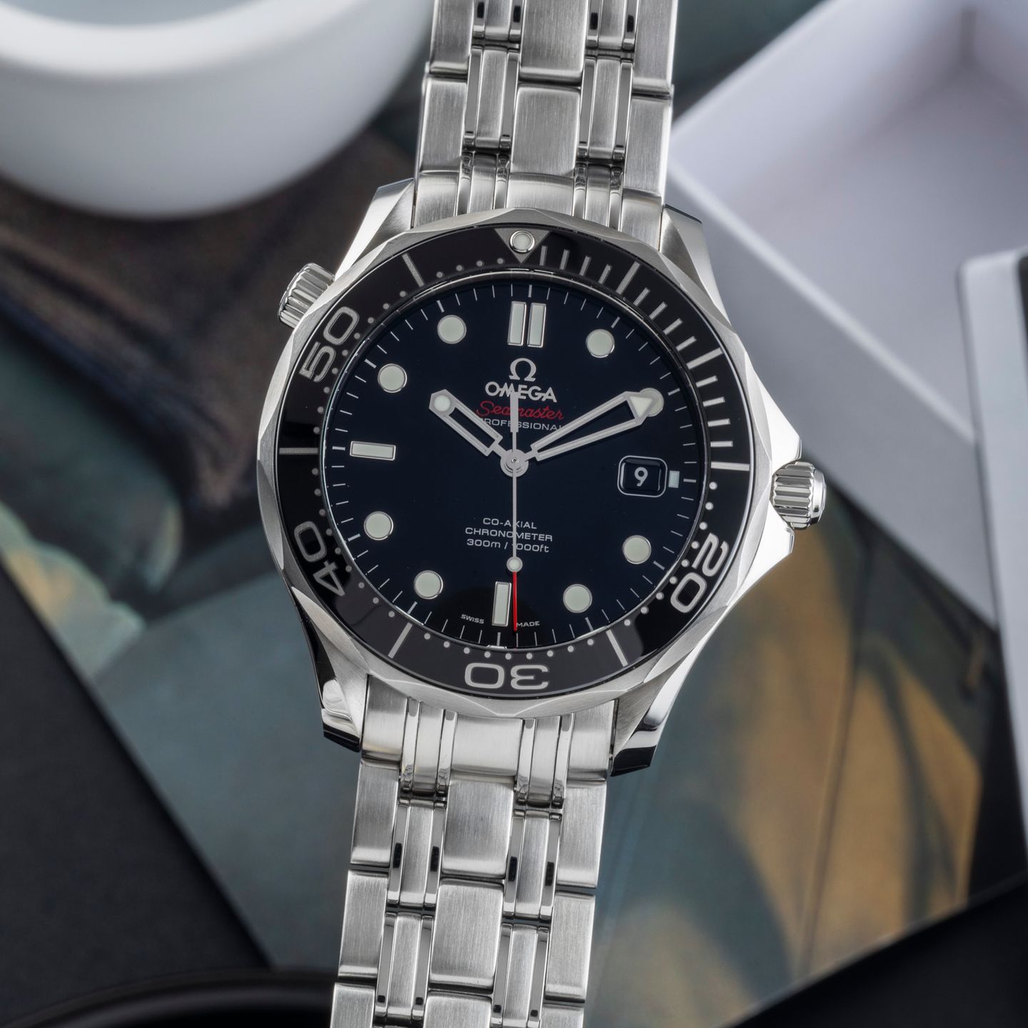 Omega Seamaster Diver 300 M 212.30.41.20.01.003 (Unknown (random serial)) - Black dial 41 mm Steel case (3/8)