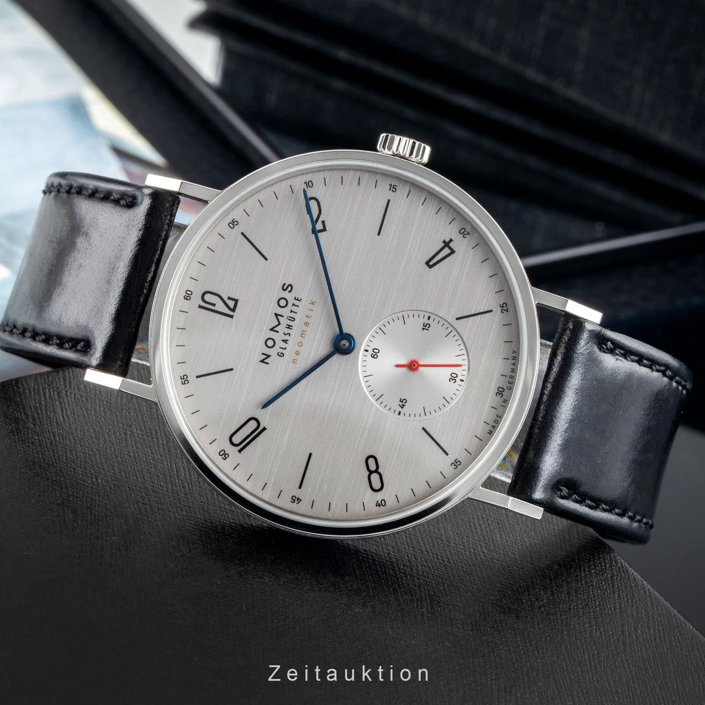 NOMOS Tangente Neomatik 141 - (2/8)