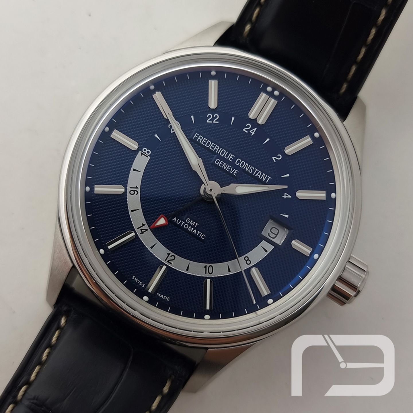 Frederique Constant Yacht Timer GMT FC-350NT4H6 (2024) - Blue dial 42 mm Steel case (1/8)