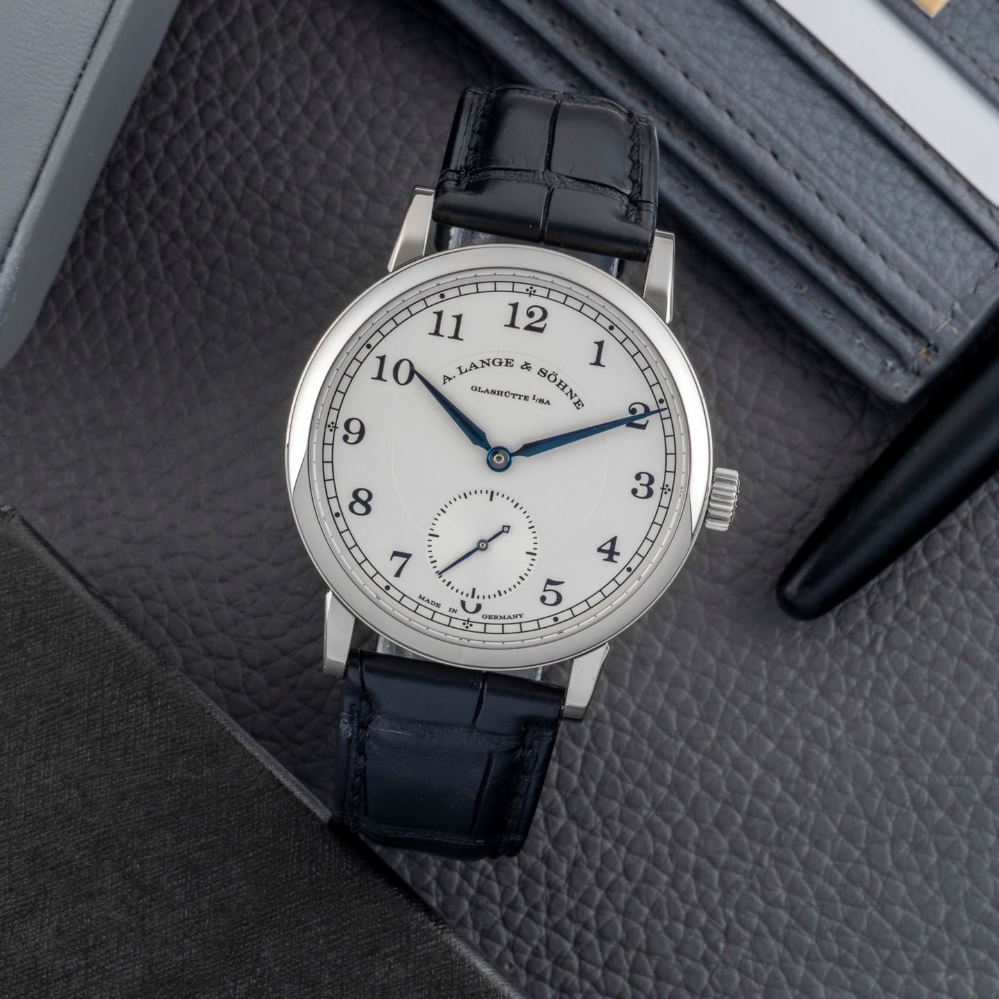 A. Lange & Söhne 1815 235.026 - (1/8)