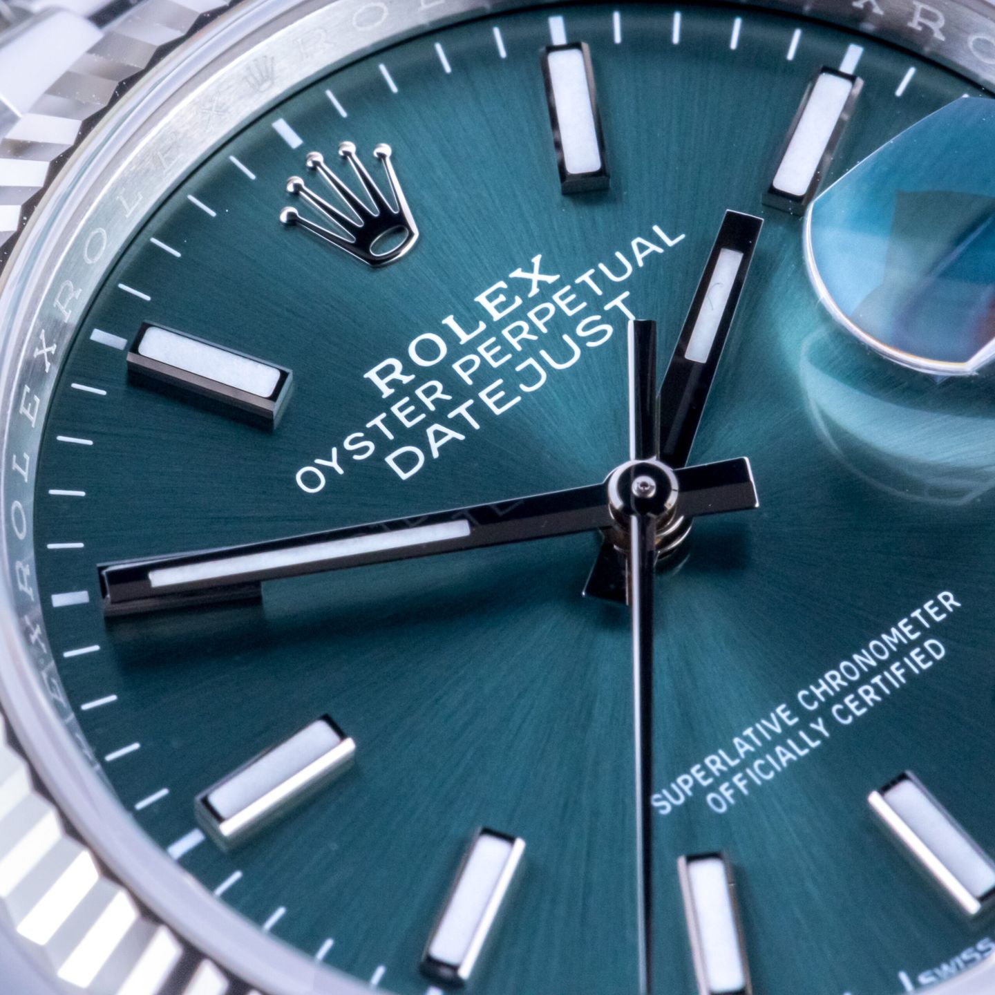 Rolex Datejust 36 126234 (2021) - Green dial 36 mm Steel case (2/8)