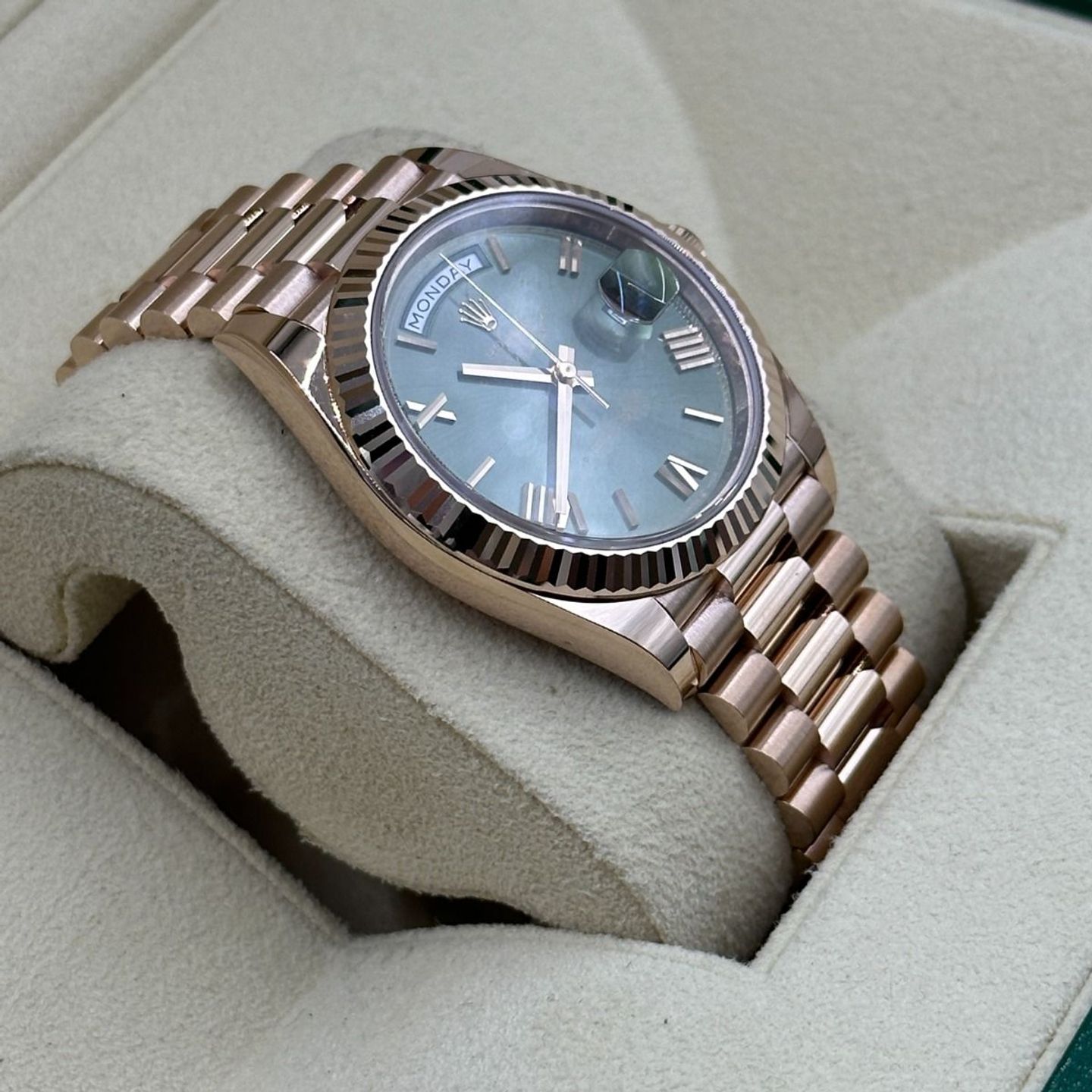 Rolex Day-Date 40 228235 (2024) - Green dial 40 mm Rose Gold case (7/8)