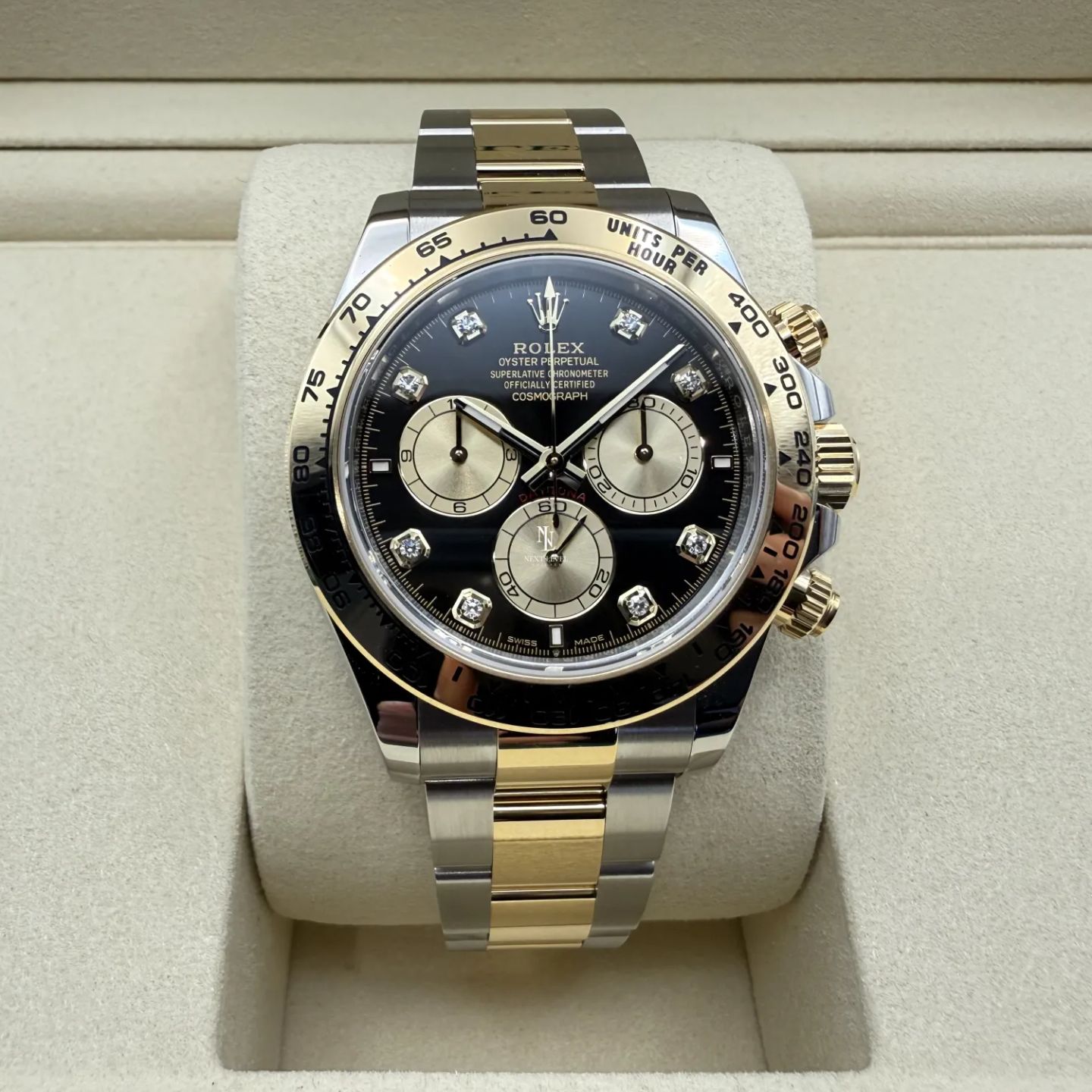 Rolex Daytona 126503 - (2/8)