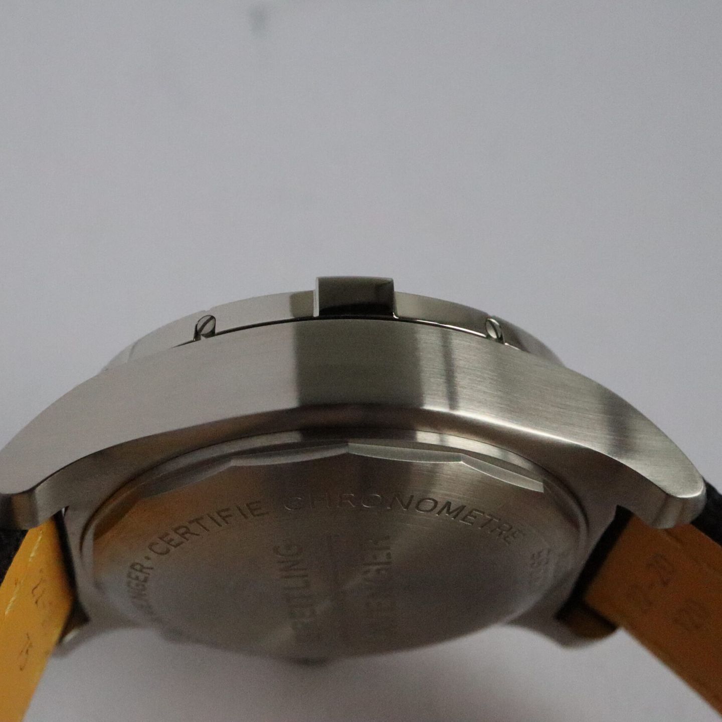 Breitling Avenger A13385101B1X2 (2023) - Black dial 43 mm Steel case (8/8)