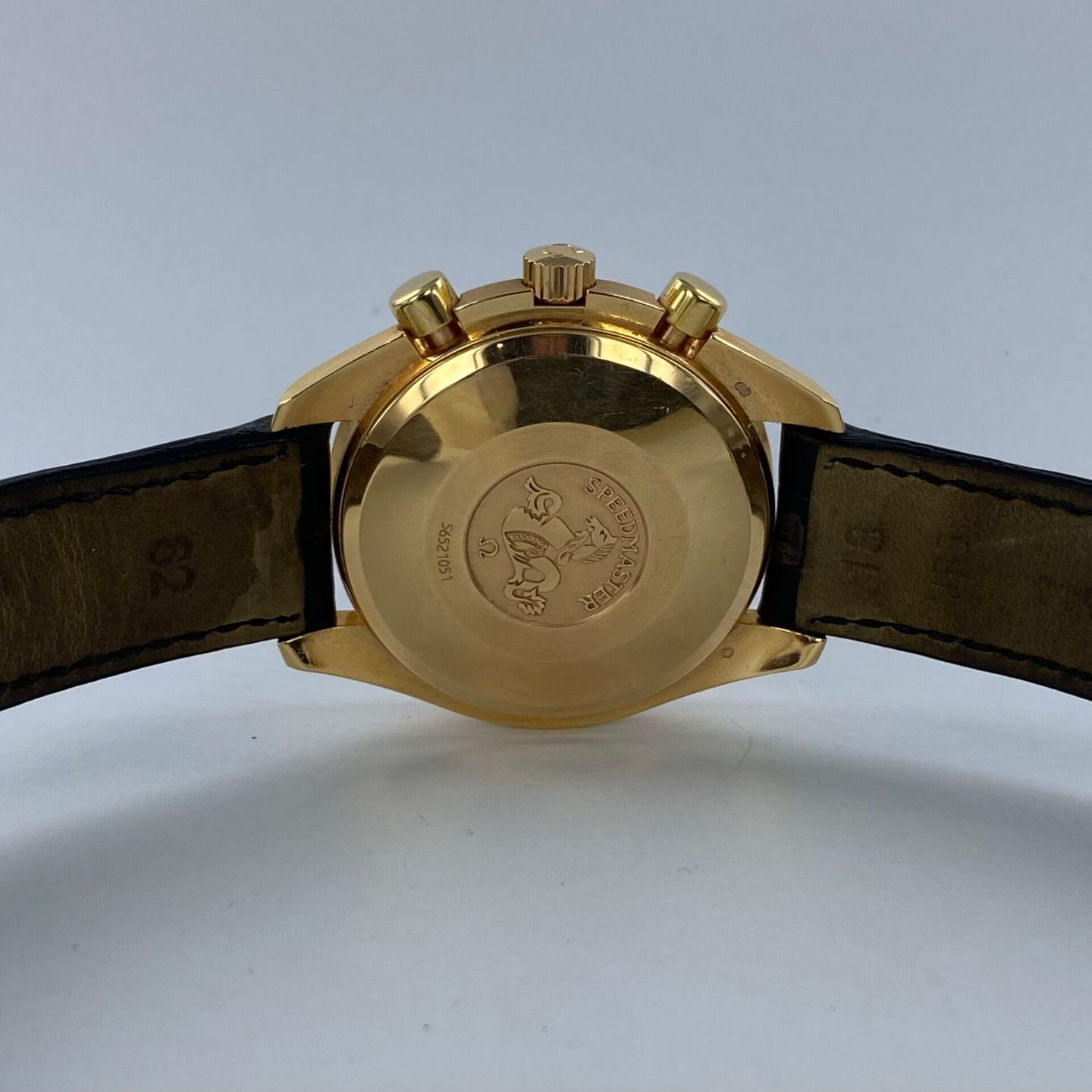 Omega Speedmaster Day Date 3623.50.01 (Unknown (random serial)) - Black dial 39 mm Red Gold case (6/6)