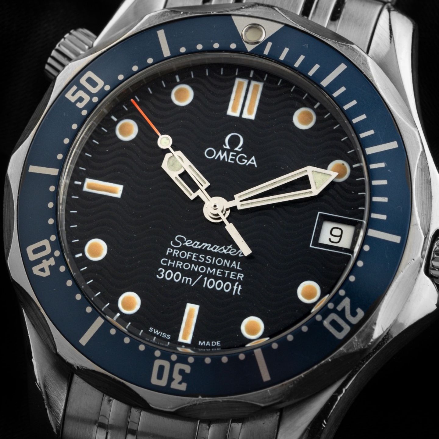 Omega Seamaster Diver 300 M 2551.80.00 (1995) - Blue dial 36 mm Steel case (3/7)