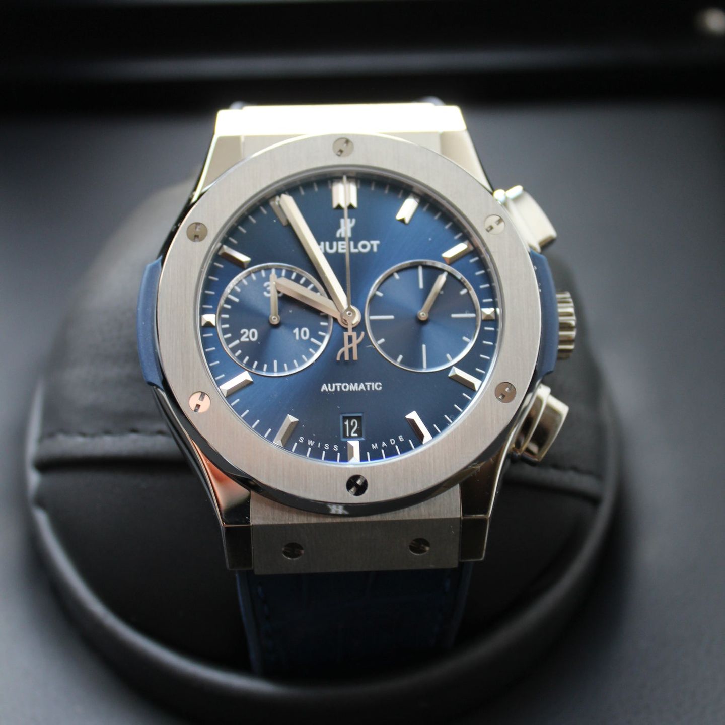 Hublot Classic Fusion Blue 521.nx.7170.lr (2025) - Blauw wijzerplaat 45mm Titanium (1/1)