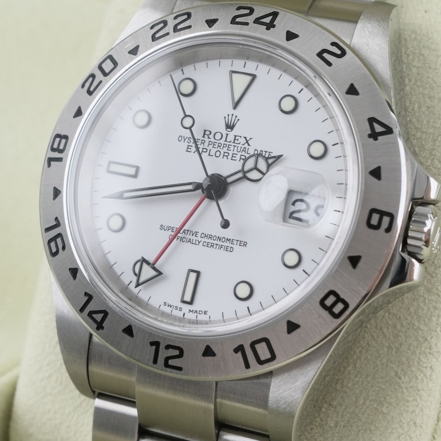Rolex Explorer II 16570 - (4/8)