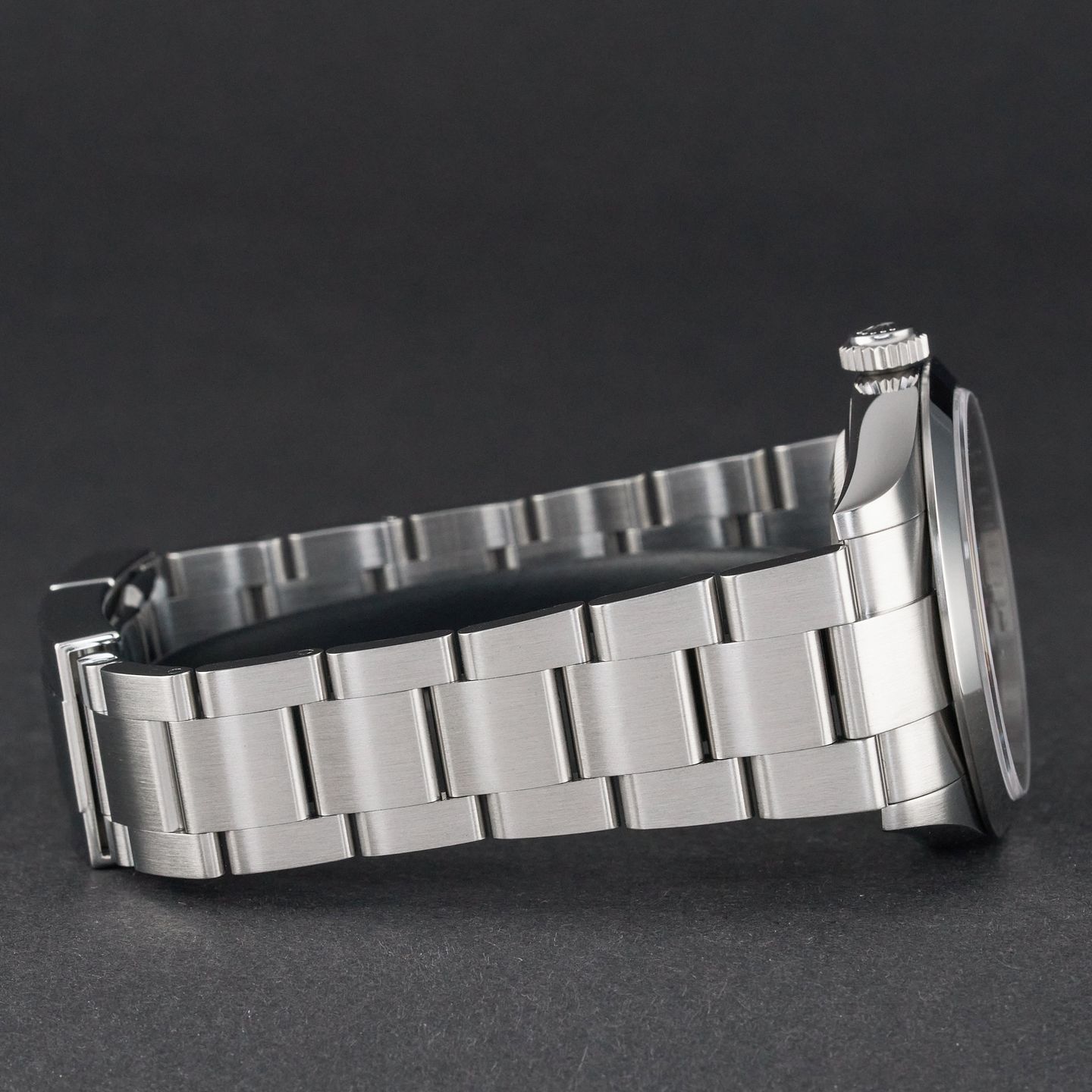 Rolex Explorer 224270 - (6/8)