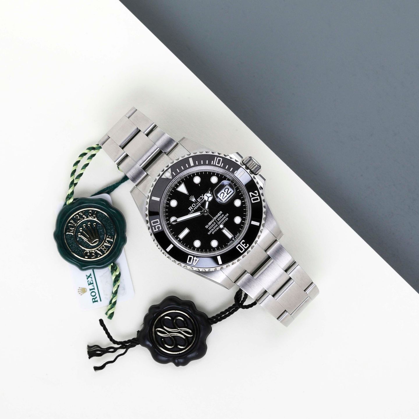 Rolex Submariner Date 126610LN (2024) - Black dial 41 mm Steel case (2/8)