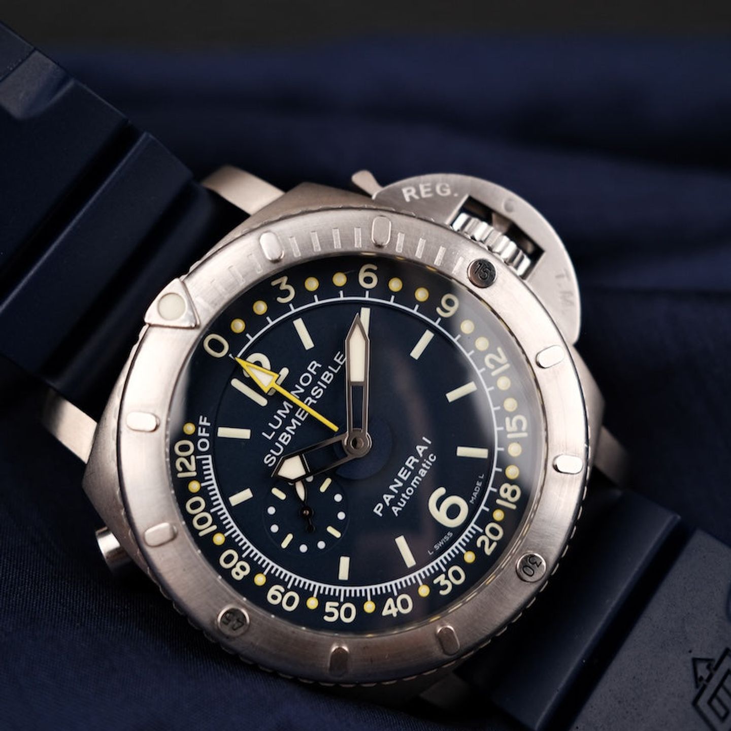 Panerai Special Editions PAM00307 (2011) - Blauw wijzerplaat 47mm Titanium (1/8)