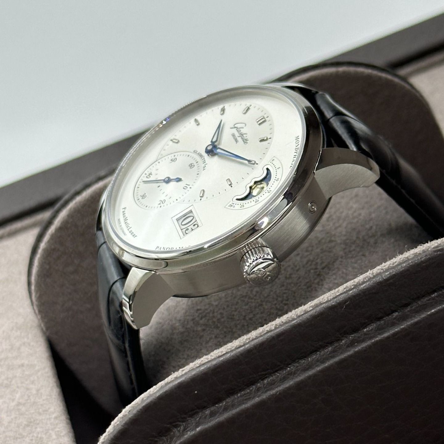 Glashütte Original PanoMaticLunar 1-90-02-42-32-61 (2024) - Silver dial 40 mm Steel case (5/8)