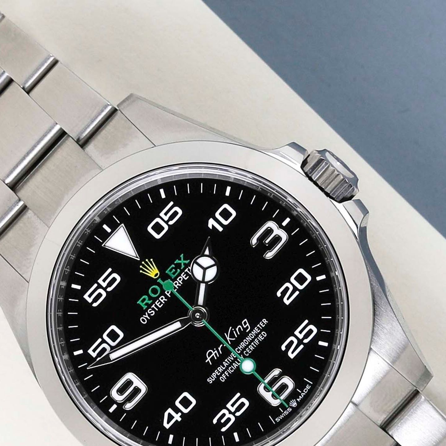 Rolex Air-King 126900 (2024) - Zwart wijzerplaat 40mm Staal (3/8)