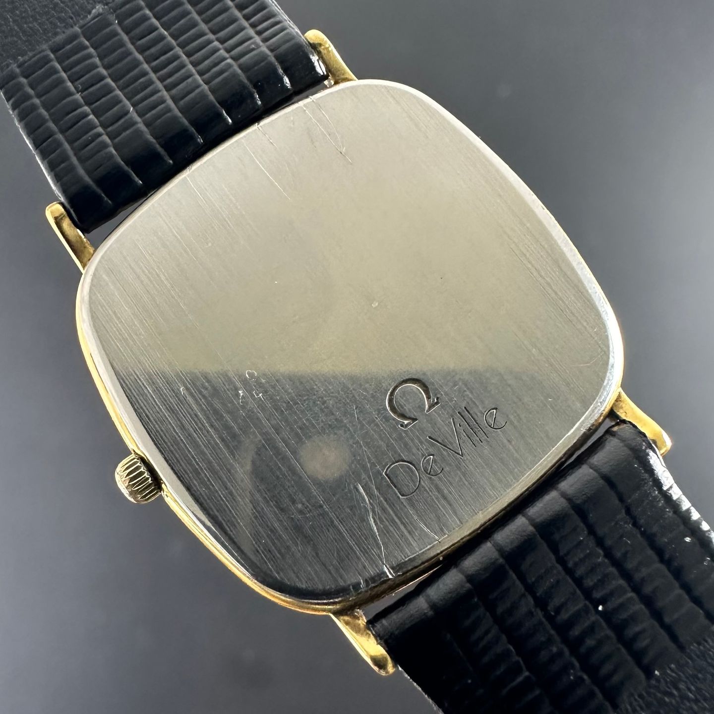 Omega De Ville 195.0077.2 (1986) - Black dial 30 mm Gold/Steel case (3/8)