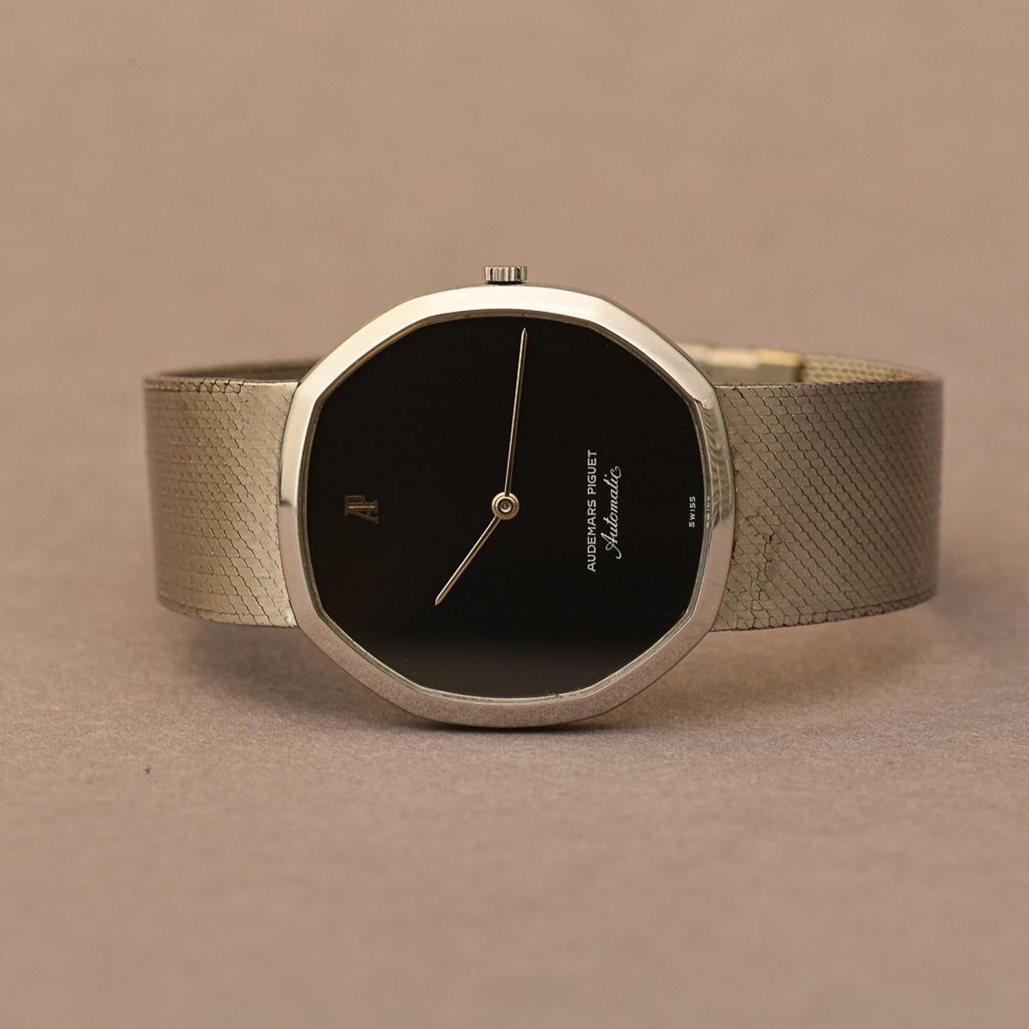 Audemars Piguet Vintage 4010 (1970) - Zwart wijzerplaat Onbekend Staal (12/16)